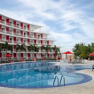 Grand Decameron Cornwall Beach, A Trademark Курортный комплекс Бухта Монтего